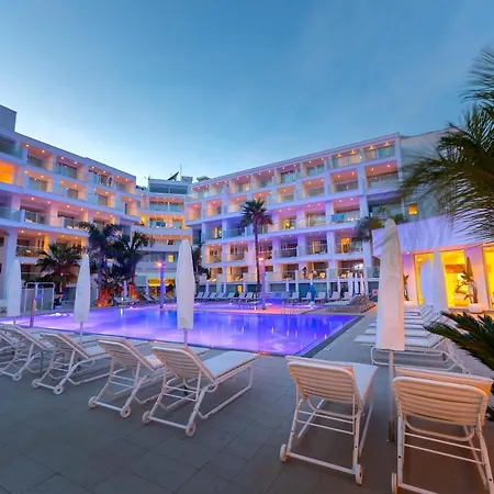 Limanaki & Hotel 4*