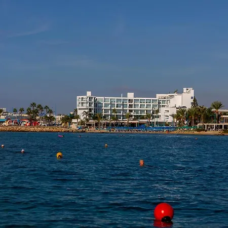 Limanaki & Hotel 4*